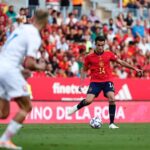Eric García Instagram - Buena victoria para colocarnos primeros de grupo en la Nations League. Ahora a descansar y cargar pilas para la temporada que viene! Gracias a todos por vuestro apoyo! Estadio La Rosaleda