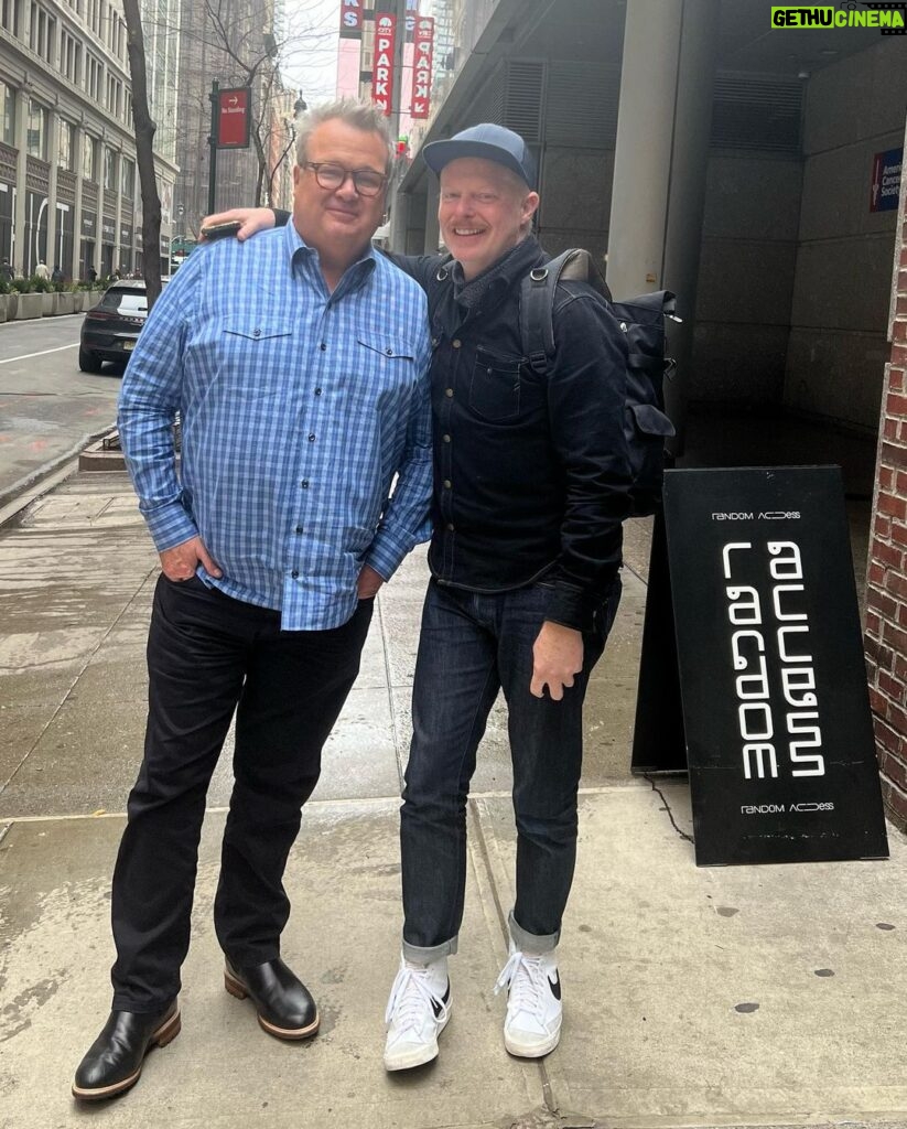 Eric Stonestreet Instagram - A meet cute two years in the making. Missed this guy a lot. Love you @jessetyler #nyc