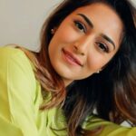 Erica Fernandes Instagram - Smile please. ☺️ #justforyou #instagramreels