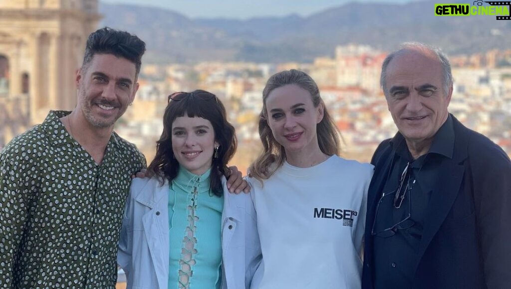 Erick Elías Instagram - El equipo de Días Mejores en el festival de cine en Málaga, España. 🇪🇸 #diasmejores2 Málaga, Spain