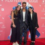 Erick Elías Instagram - Hoy presentamos en el @iaffm_official la película CUANDO DUERME CONMIGO. 💥 Look @louisvuitton Styling @karlaguindi ❤️ Miami, Florida