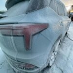 Erik Kituashvili Instagram - «Хороший тамада и конкурсы интересные», нет, ну а чем еще заняться на новогодних каникулах, как не превратить электрический Москвич в кусок льда. Почти 5 часов мы поливали его водой при температуре -18 , интересно что из этого вышло? А вышло то, что мы и не предполагали. Скоро тест драйв Москвич 3 е 💥 как еще испытать его, есть идеи ?)