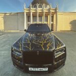 Erik Kituashvili Instagram - Обул Коляна в новые диски от @power_wheels 23-й размер. Очень нравится поведение тачки. Резина ханкук сама по себе 💩 Но другой нету в этом размере вообще. Скоро будет грязь, метель, снег, и много депрессивной погоды, буду себя хоть тапками радовать.