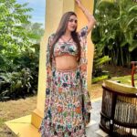 Esha Deol Instagram - 💛💙💜🩵💛 Styled by: @kareenparwani Outfit: @shivaliahmedabad @sonyashaikh Earrings: @rubans.in @oakpinionpr HMU @surve.jaya @shankarjadhav813 #bohostyle #sunshine #sunday #weekendvibes #gratitude ♥️🧿