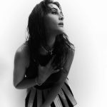 Esra Bilgiç Instagram - 🖤