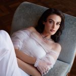 Esra Bilgiç Instagram - 🍸 @lofficielturkiye 🤍
