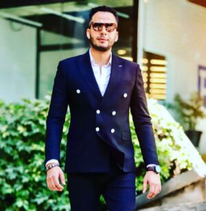 Essam Elsakka Instagram - #بيت_عز  #إلا_أنا 💚💚💚 by:: @salmabouelnaga  stylist:: @byisraafekriii