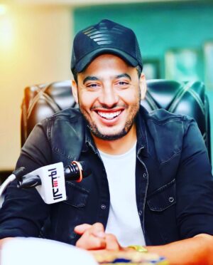 Essam Elsakka Instagram - شكرا جريدة الدستور علي الندوة والتكريم 🙏🏻❤️#الدستور #عصام_السقا