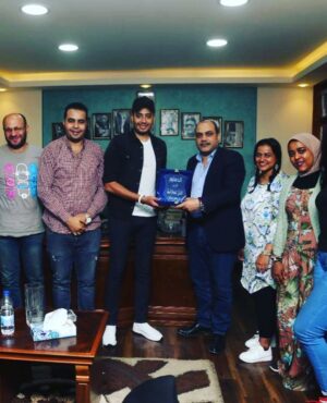 Essam Elsakka Instagram - شكرا جريدة الدستور علي الندوة والتكريم 🙏🏻❤️#الدستور #عصام_السقا