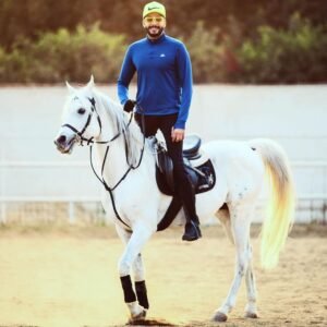 Essam Elsakka Instagram - 🐴🐴 #horse #horses #horseriding  #horselove  #horselovers @aljawhara_stud @abdo.elfeky.ph