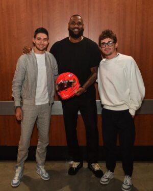 Esteban Ocon Instagram - That was cool 🏀 @kingjames