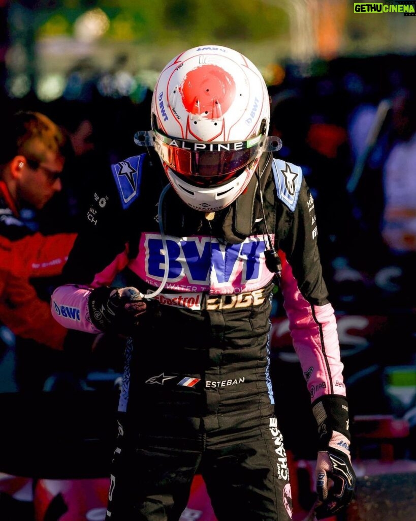 Esteban Ocon Instagram - Back in the points after a good recovery drive. Today was about teamwork and both cars in the points is a good result for us. Still a lot of work to do, we won’t stop pushing. Arigato gozaimasu, Suzuka. 🇯🇵 日本鈴鹿賽車場 - Suzuka Circuit