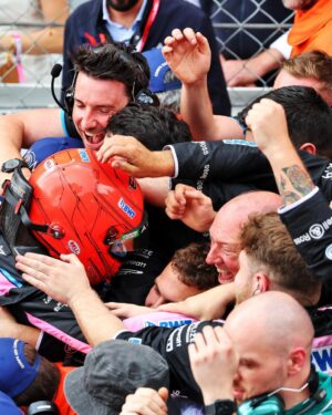 Esteban Ocon Instagram - PODIUM IN MONACO!!!! 🏆 YESSSSSSS!!! I am speechless!! Amazing work from my team @alpinef1team all weekend.. this podium is for you. 💙 Un grand merci à tous ceux qui ont été derrière nous depuis le début! Let’s gooooo