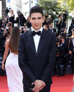 Esteban Ocon Instagram - Bucket list: Cannes Festival with mum ✅😊 #asteroidcity

Merci @berluti 👌🏼