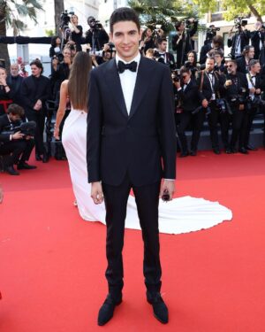 Esteban Ocon Instagram - Bucket list: Cannes Festival with mum ✅😊 #asteroidcity

Merci @berluti 👌🏼