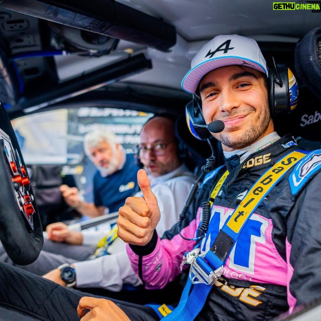 Esteban Ocon Instagram - That was fun 🔥 merci pour l'accueil @teamfjofficial ! Rallye Coeur De France