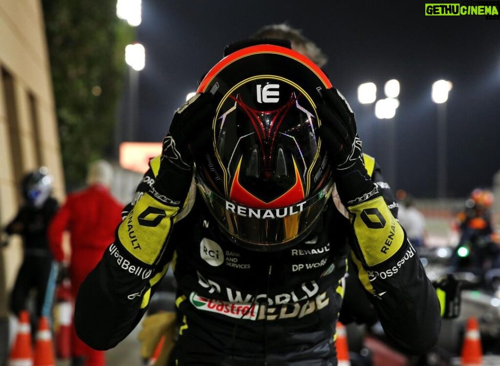 Esteban Ocon Instagram - What a moment what a journey, thank you to everyone for your support it hasn’t been the smoothest season but the hard work finally paid off🔥 #P2 @renaultf1team Bahrain International Circuit