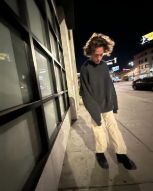 Ethan Cutkosky Instagram - R3CaP -;