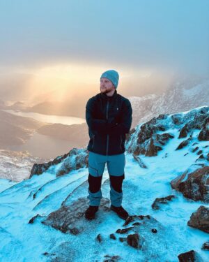 Ethan Payne Instagram - spontaneous summit of Snowdon ✅ 
@gymshark beanie keeping me extra warm, what an absolutely corking trip with the boys 🏔️🥾☺️ #ad