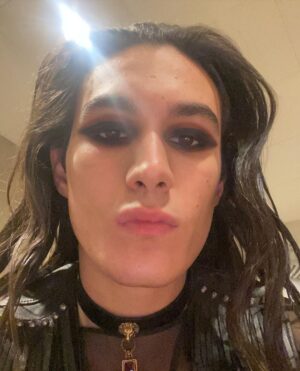 Ethan Torchio Instagram - Random pics from the past few
days/weeks/months 🌈