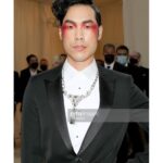 Eugene Lee Yang Instagram - #metgala hair by @daviddanggg makeup by @vanmakeupnyc nails by @sojinails necklace by @ericksonbeamon vintage tuxedo by @dior @hedislimane shoes by @jimmychoo special thanks to @derekblasberg @nickbrown @voguemagazine & @metmuseum The Metropolitan Museum of Art, New York