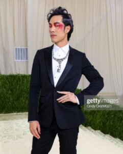 Eugene Lee Yang Instagram - #metgala hair by @daviddanggg makeup by @vanmakeupnyc nails by @sojinails necklace by @ericksonbeamon vintage tuxedo by @dior @hedislimane shoes by @jimmychoo special thanks to @derekblasberg @nickbrown @voguemagazine & @metmuseum The Metropolitan Museum of Art, New York
