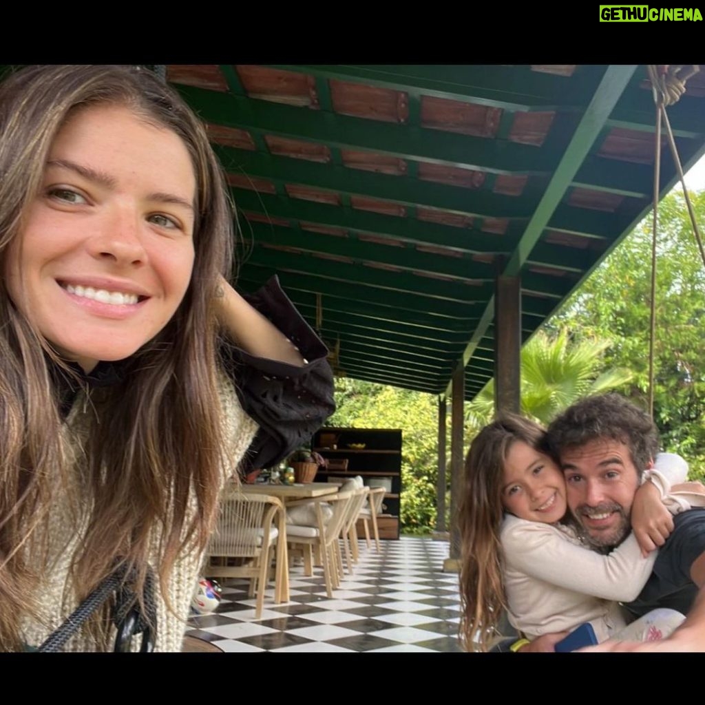 Eugenia Suárez Instagram - 10 años atrás nacía quien me haría conocer el amor más profundo y grande del mundo. La mejor hermana, la mejor compañera, la más empática, sensible, dulce, buena y graciosa. Es un honor ser tu mamá, mi Rufita. Gracias. Te amo con locura.