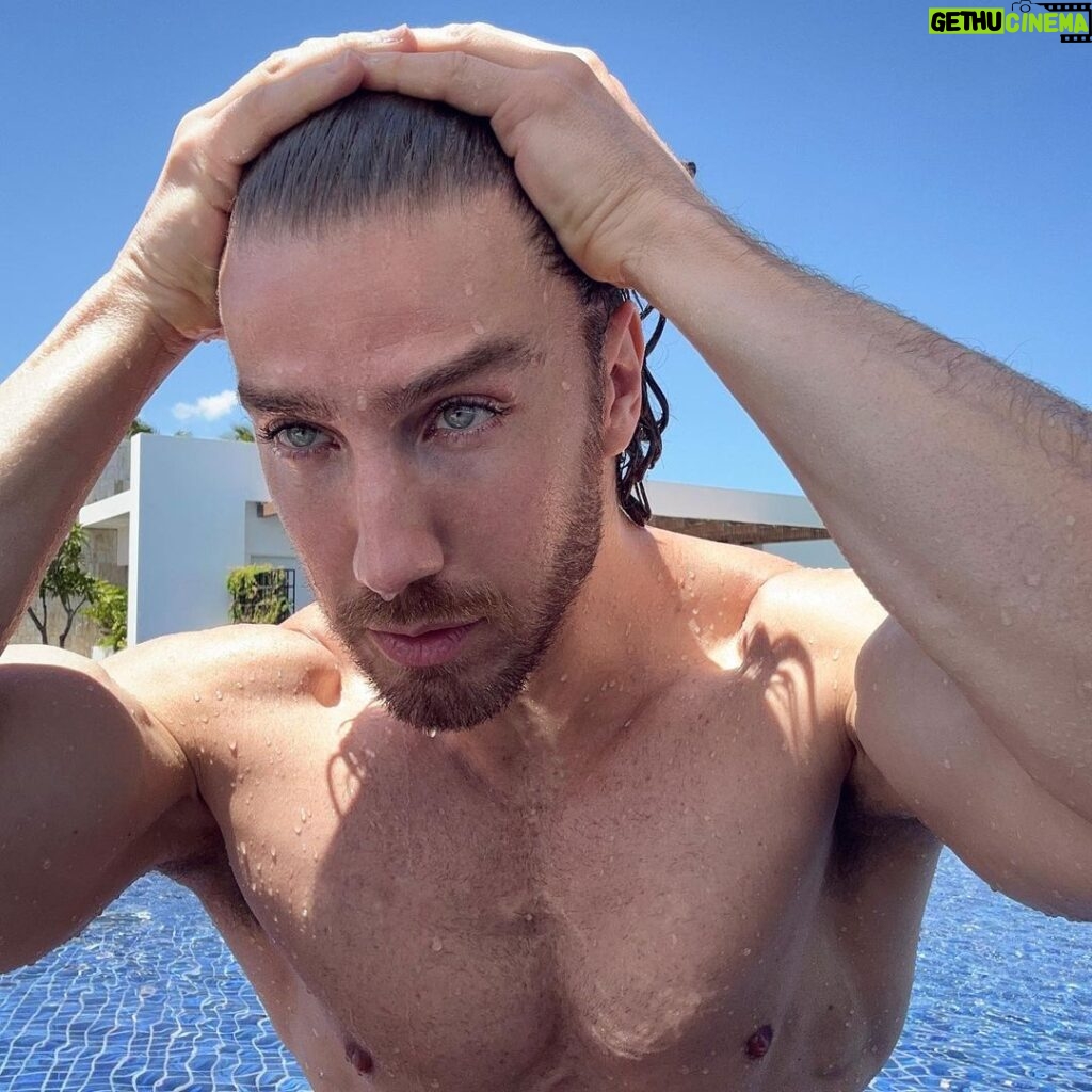 Eugenio Siller Instagram - You become more mature when you train yourself to take nothing personally. The St. Regis Kanai Resort, Riviera Maya