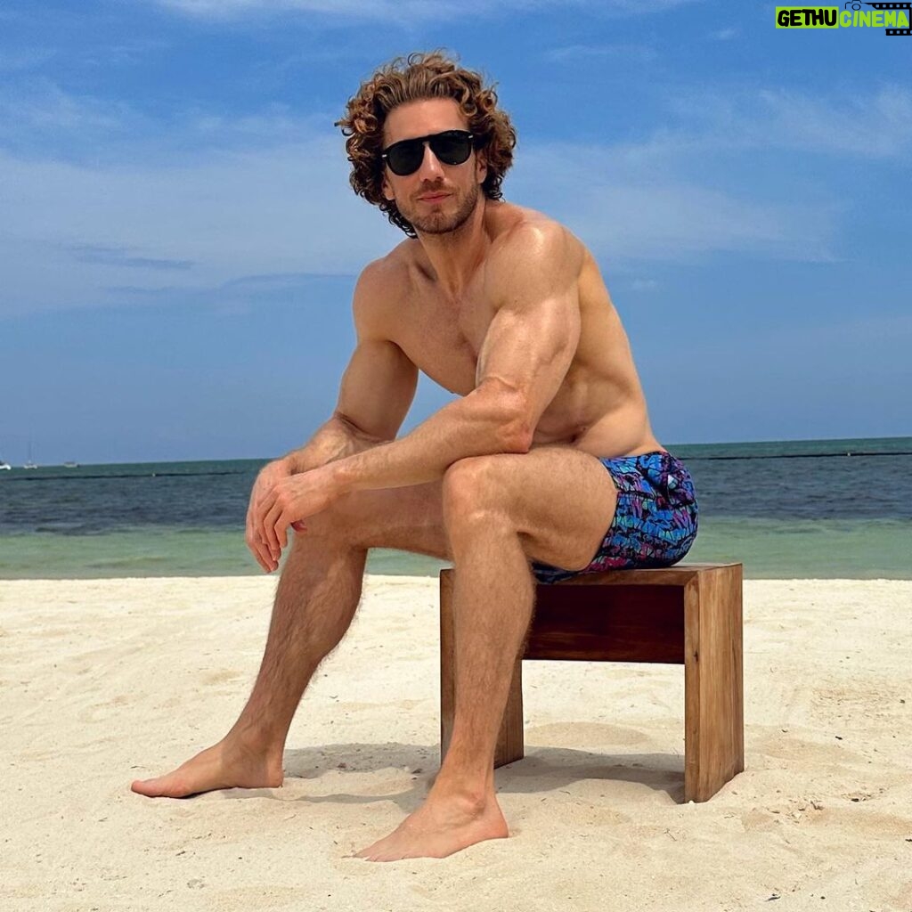 Eugenio Siller Instagram - We're so busy watching out for what's just ahead of us that we don't take time to enjoy where we are. @stregiskanairesort The St. Regis Kanai Resort, Riviera Maya