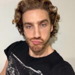 Eugenio Siller Instagram – When you don’t fit in at the party and feel more confused than a chameleon in a bag of skittles. 🤷🏼‍♂️ Beverly Hills, California