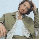 Eugenio Siller Instagram - Hoy entrevista con @marapatriciacastaneda a la 7pm México !!! Que placer !!! Styling 👕: @gerardangulo Outfit: @zegnaofficial 🥾: @ferragamo 👕: @sandroparis Mexico City, Mexico
