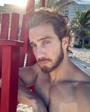 Eugenio Siller Instagram - • BAE-WATCH • ☀️ 🛟