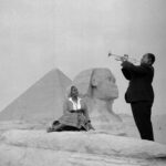 Eva Marcille Instagram - Happy Saint Valentine’s Day✨ enjoy the magic of cupids bow🏹 today! (The second slide is Louis Armstrong playing for his wife Lucille Wilson at the Pyramids of Giza, 1961) 🌻 #hopelessromantic