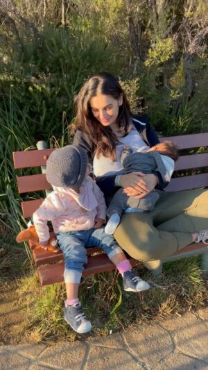 Evelyn Sharma Instagram - Not a bad view 🫶 #bluemountains #momlife 

#australia #adventuretime #twoundertwo
