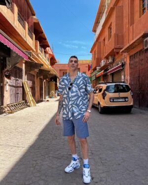Fabio Bartolo Rizzo Instagram - Sembravo un marocchino, ora sembro un marocchino ricco 😂 Grazie Marocco 🇲🇦
