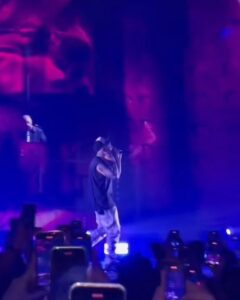 Fabio Bartolo Rizzo Instagram - Il Male Che Mi Fai è ancora numero uno su Spotify, ieri lo abbiamo fatto per la prima volta live. Il pezzo sta volando… E io pure… 🙃
