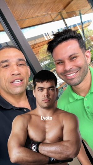 Fabrício Werdum Instagram - QUEM SOU EU ? #FOREVER