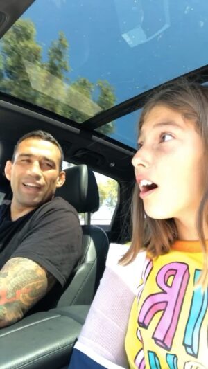 Fabrício Werdum Instagram - #tbt 

CRISTIANO RODALGO ? 🤔 
 OU (CRISTIANO RONALDO) @cristiano 

@juliawerdum