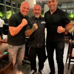 Fabrício Werdum Instagram - A vida nos presenteia com pessoas incríveis, aquelas que chegam e a gente gosta de cara, e se tornam nossos grandes chegados 😉 @werdum @henrique_fogaca74 SAL Gastronomia
