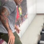 Fabrício Werdum Instagram - A @juliawerdum fez eu correr 22km/h OLHA O QUE ACONTECEU!😬🤬