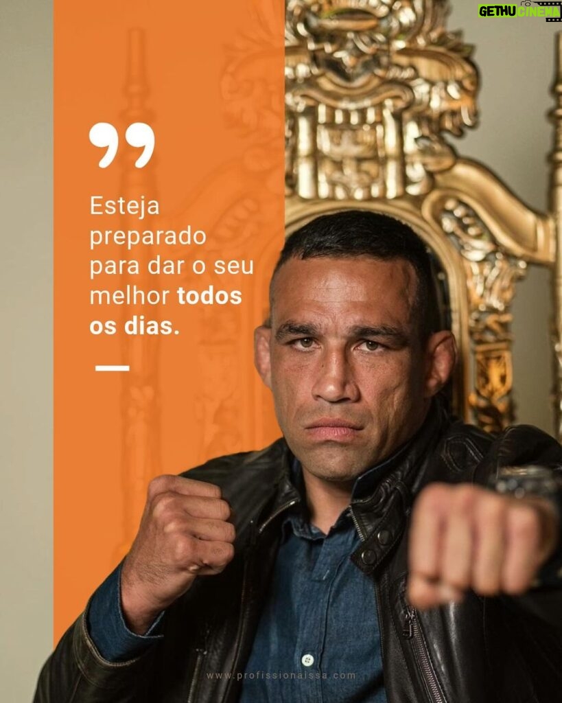 Fabrício Werdum Instagram - Mais um nome de peso palestrando exclusivamente com a PSA! É com muito orgulho que apresentamos nosso mais novo palestrante exclusivo: Fabrício Werdum! Além da força: a resiliência para permanecer na Alta Performance. Fabrício Werdum é o campeão do UFC que sabe como superar obstáculos e elevar a régua a cada novo desafio. Sua trajetória o colocou no hall da fama da ADCC (Abu Dhabi Combat Club) após conquistar seis medalhas e se tornar referência no MMA. Sua carreira no esporte é brilhante, mas não se limitou aos ringues: hoje, Werdum é empresário no ramo de carnes nobres e já fatura milhões. Como palestrante exclusivo, ele compartilha sua experiência e visão estratégica como atleta e empreendedor de sucesso. Ao contratar Fabrício Werdum para palestrar em sua empresa, você estará investindo no desenvolvimento pessoal e profissional dos colaboradores, levando sua empresa a outro patamar. Agende agora uma palestra com Fabrício Werdum clicando no link da Bio e impulsione sua equipe para a alta performance! #FabricioWerdum #VivaaPalestra #PalestrantesInspiradores #Palestras #EventoCorporativo #Mentoria #Motivacao #Esporte