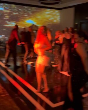 Faith Evans Instagram - Ayyyeeee!!! 1st slide: Bro @raekwon stood in for bro @carlthomasnow 
2nd slide: my twin-boo @bellaneri3 gettin it in on da floor