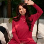 Falaq Naaz Instagram - 💕💕💕💕 . . . Managed by : @tendenza_media @trending_influencers Photography :@mirajverma_photography Makeup & Hair : @vanshikhachanglanimua Outfit : @trenbee_ Location : @truetrammtrunk @puneetgidwani . . . #newpost #falaqnaaz #wintervibes #picoftheday #sunkissed #morningvibes #foryou #explore #outfitoftheday