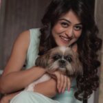 Falaq Naaz Instagram - Pawdon me for being cute😜😅 . . Styled by - @purvabansal5 Outfit by - @sketchvibes.co . . #picture #falaqnaaz #falaqkifauj #ootd #pet #laila #explore #foryou #postoftheday