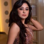 Falaq Naaz Instagram - At peace… AND ON FIRE🔥🔥🔥 . . Outfit-: @__madeforher__ styling-: @purvabansal5 Makeup : @vanshikhachanglanimua Hair :@blush_on_by_shrutishah @lavish_beauties_by_lavanya Photography : @portraitsbymayur @perfectlypixelized03 Jewellery: @itahdnura Managed By : @trending_influencers Location-: @craycraftmumbai X @rainmakerconsults . . #falaqnaaz #womaniya #falaqkifauj #falaqian #bbott2 #explore #picoftheday #ootd #shimmer #styling
