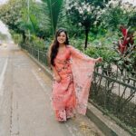 Falaq Naaz Instagram - PEACHHHHH Don’t kill my vibe✨💋🧡 . . Outfit-: @aksbynidhi PR-: @dinky_nirh . . . #post #falaqnaaz #falaqian #falaqkifauj #ootd #peachy #vibes #fashion #explore #foryou #trendingnow