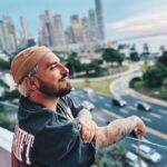 Federico Bal Instagram - Llegamos a Panamá City luego de una gran recorrida por los Estados Unidos junto a @copaairlines Nos alojamos en el Casco Viejo de la Ciudad, a tan solo 30 minutos del aeropuerto de Tocumen, en uno de los hotel más referentes y con mayor historia, el “American Trade Hotel”. Desde el primer momento la calidez de su gente, los colores, su arquitectura… era como si estuvieramos viajando al pasado pero con el confort de un hotel Boutique! 100% recomendable @amtradehotel Sin perder tiempo nos aventuramos entre la naturaleza, la historia y la gastronomía Les dejo este carrete de fotos que habla por si solo, sin spoilear mucho lo que van a poder ver pronto por @restodelmundo13 ✅ Casco Viejo ✅ Ciudad de Panamá ✅ Canal de Panamá (Miraflores) ✅ Navegación en Gamboa ✅ Isla de los Monos ✅ Comunidad Aborigen Wounaan Además de toda la gente hermosa que conocimos hemos disfrutado de tremendas experiencias culinarias… ✅ Tomillo de Chef Milanés ✅ Casa Casco ✅ Canal House ✅ Nomada La próxima vez que viajes con @copaairlines aprovecha y hace un stopover y recorré esta ciudad encantadora! Como siempre, nuestro mayor consejo si vas a viajar, hacelo protegido con @universal.assistance Les dejamos acá info de los lugares que visitamos y a quienes agradecemos por el apoyo, principalmente a @bal.luciano que se ocupo de toda la producción comercial de Panamá y al Sr Ernesto Velasquez de la Embajada de Panamá en Argentina quien nos brindo a todas sus amistades para que este viaje sea posible! @amtradehotel @soyernestovelasquez @panamatravelgroup @localinpty @ursucookie @casacasco @barefootpanamatours @isla_monos @chefmilanes @chef_carlos_barrios @canalhousepanama @filiwylis @juanoswald @diezpepi #panama #canaldepanama #turismo #cascoviejo #copaairlines #experiencias #viajes #aventuras #paisajes #Panamacity #traveling #trip #bal #restodelmundo #historia #cultura Panama City, Panama