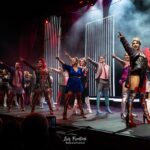 Federico Bal Instagram - Acá, en ese estado, en ese momento del aplauso final, siendo feliz, como nunca antes en un escenario. Ahí quisiera quedarme a vivir. Lola los espera de martes a domingo con un elenco alucinante y para contar una historia divina en @kinkyargentina en la sala “radiocity” del @centrodeartemdp ! Entradas por @plateanet link en bio! . . . . . Ph @phluisfrontini Mar del Plata, Argentina