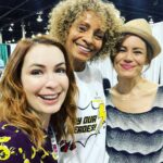 Felicia Day Instagram - Full Saturday at @fanexpochicago with friendos galore!!!