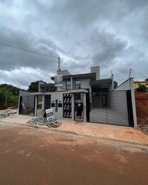 Felipe Prior Instagram - Final de semana em atibaia. Obra / familia / namorada / resenha.